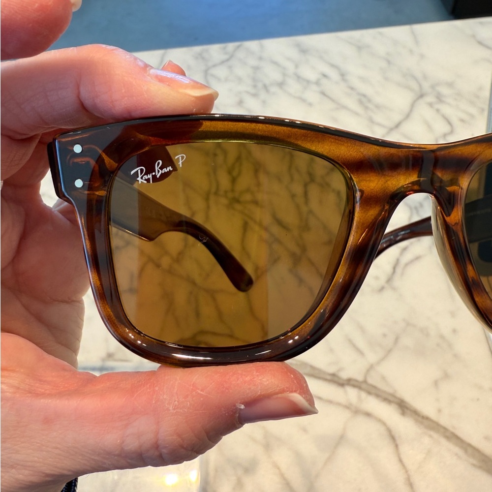 Ray-Ban Tortoise Shell Sunglasses - Picture 8 of 8
